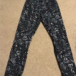 Lululemon Athletica Black Swirl Pattern Leggings